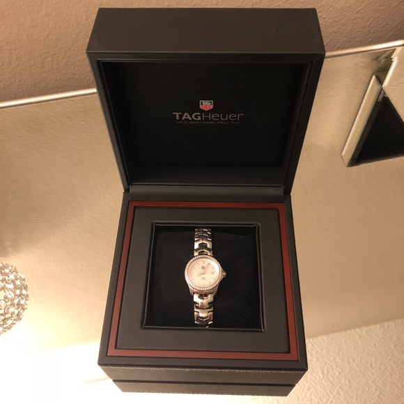 ❤️SOLD❤️💋HOST PICK💋Authentic Watch Tag Heuer - Picture 2 of 8
